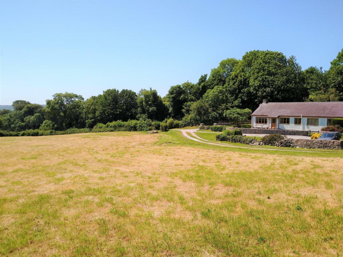 Llinos Cottage Бомаріс Екстер'єр фото