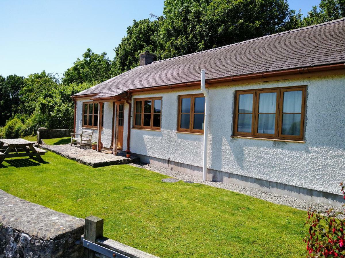 Llinos Cottage Бомаріс Екстер'єр фото